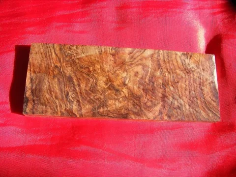 Palisandr Honduras – hranol na trn 27 × 42 × 120 mm