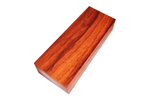 Padouk – hranol na trn 28 × 48 × 120 mm